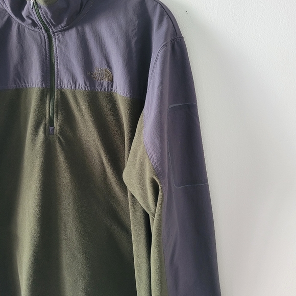 North Face Mens Large Quarter Zip Fleece Green Gray 2 Tone Sleeve Pocket Missing - Picture 4 of 8
